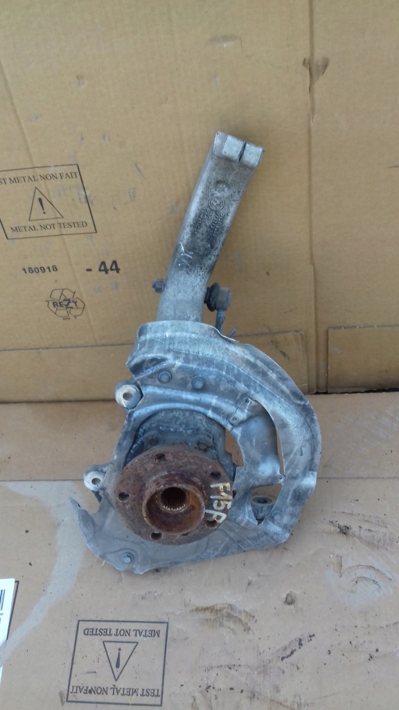 фото №1, Bmw x5 f15 поворотный кулак перед правая 6869870