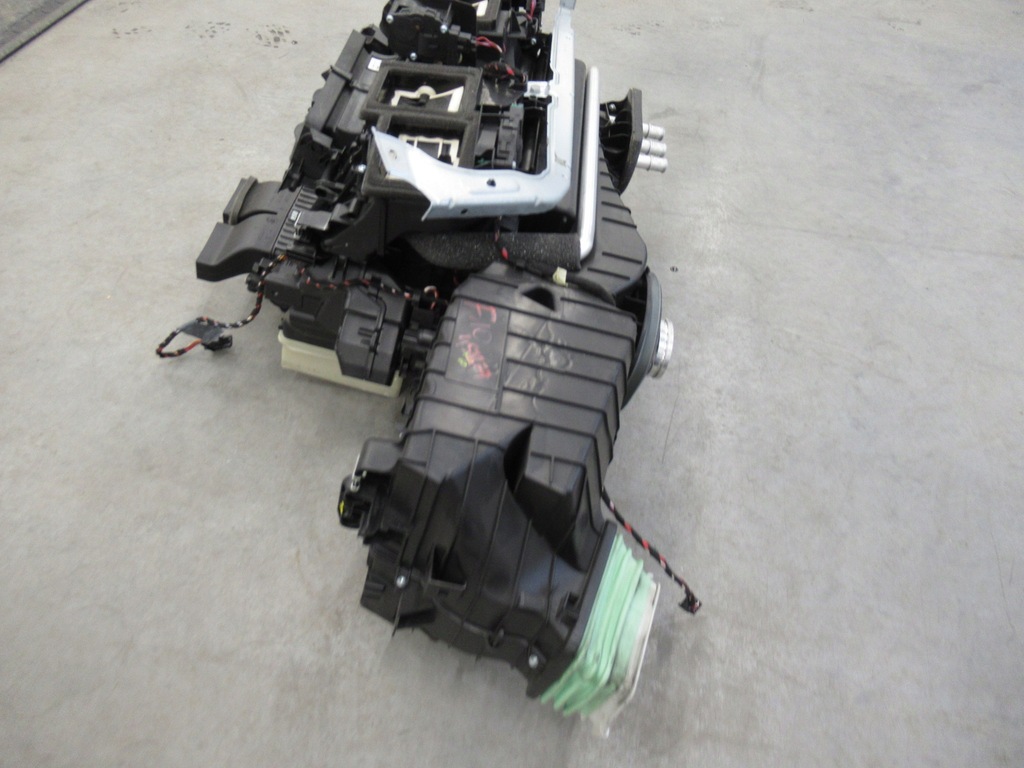 фото №5, Обігрівач bmw f06 f10 f11 europa 4 зона