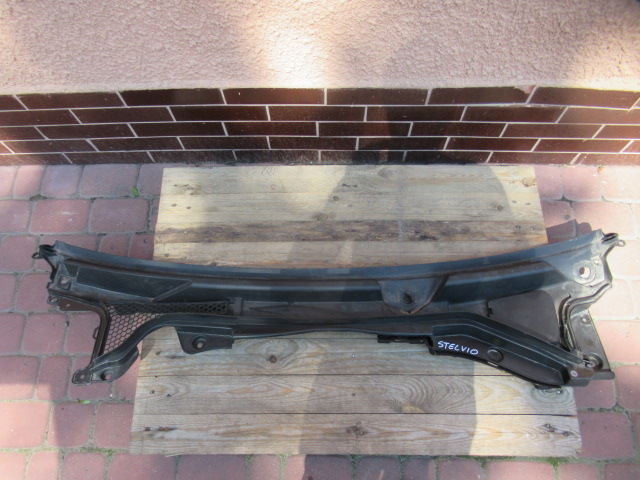 фото №1, Alfa romeo stelvio жабо