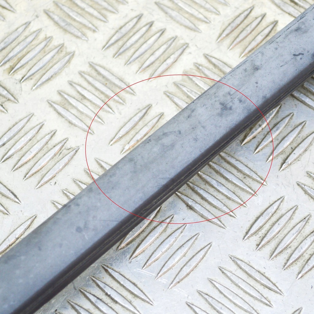 фото №7, Volvo xc70 2011 ліва сторона молдинг скло лобове / передньої