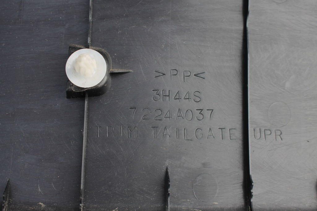 фото №8, Обивка крышки задний защита задняя lancer viii x hb 5d 07-16