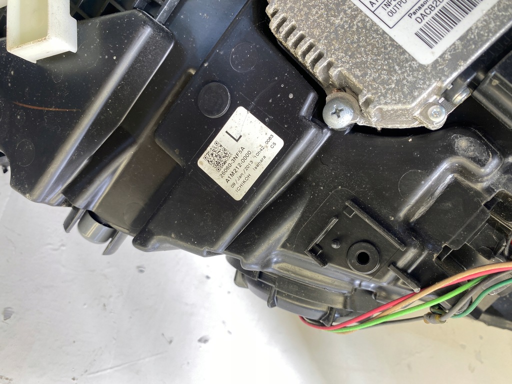 фото №13, Nissan leaf i лампа левый перед led 26060-3nf5a