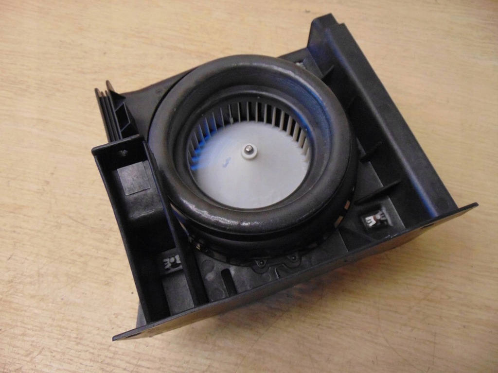 фото №7, Повітродувка вентилятор opel ampera 13503306