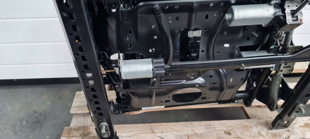 A7 4g каркас сидіння ліве перед під  elektrykę 8k0881105p a6 c7 4g a4 b8 s4 Доставка