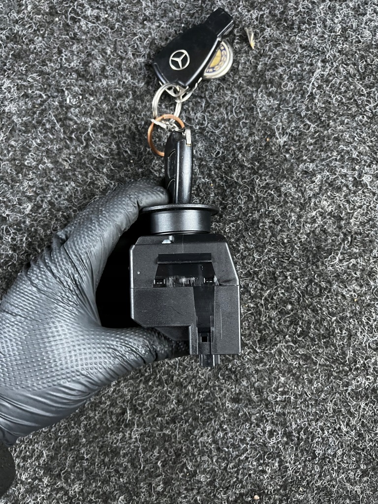 Купить Замок зажигания ключ mercedes w169 1695451508