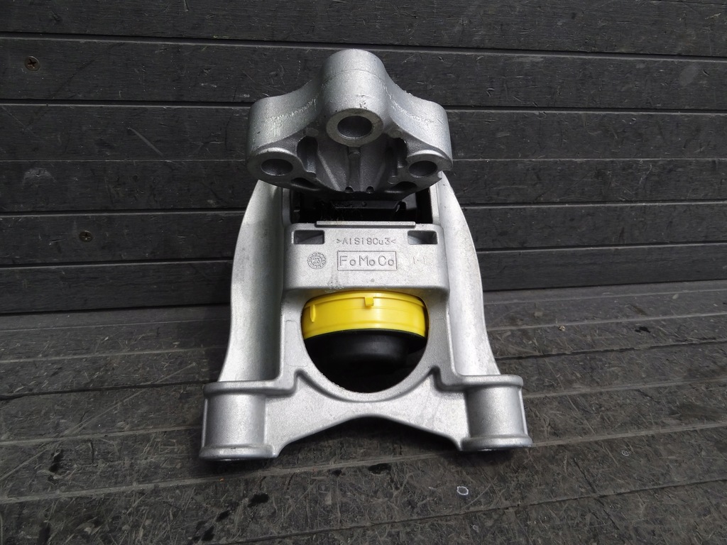 фото №4, Ford transit courier iii mk3 2024 1,0 ecoboost подушка кронштейн двигателя правая