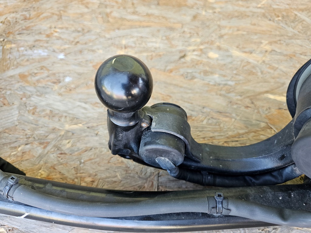 фото №5, Hak буксирувальний audi a6 c8 4k0800491g оригінал гарантія демонтаж