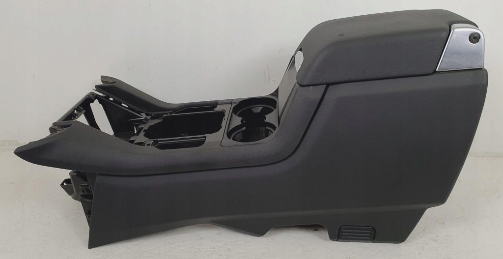 фото №1, Туннель средний подлокотник discovery iv l319