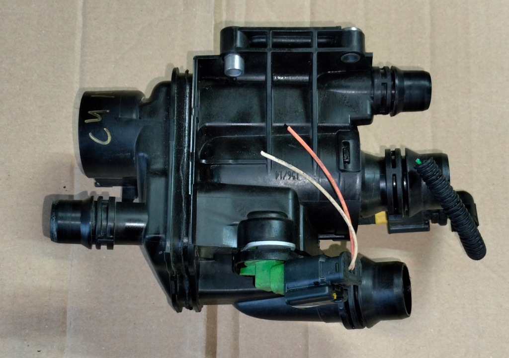 фото №1, Citroen peugeot 1,2 thp корпус термостата