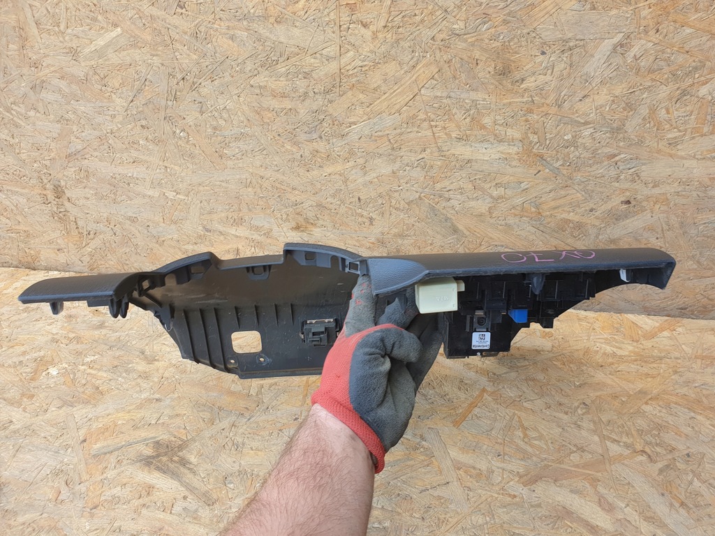 фото №10, Infiniti qx70 захист панелі колонки