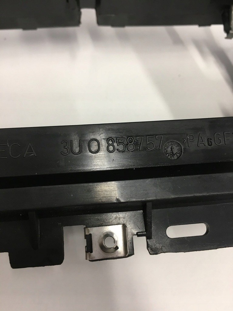 фото №11, Рамка радио skoda superb i 3u0858757