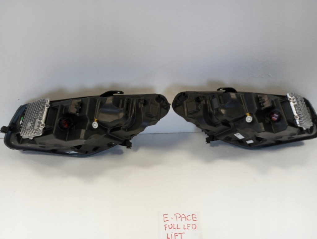 Фара фари full led jaguar e pace рестайлінг  l9c3-13w030-ca нове Зі Шроту