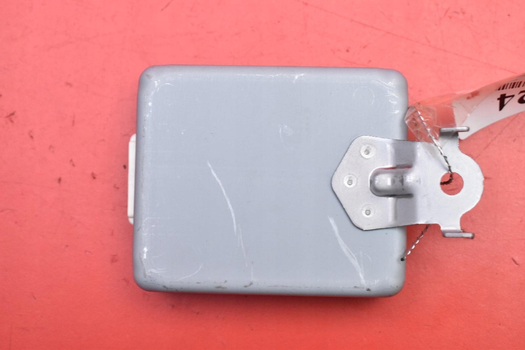 фото №1, Блок управления модуль 86572-52180 toyota yaris cross 1.5 vvt-ie 20-