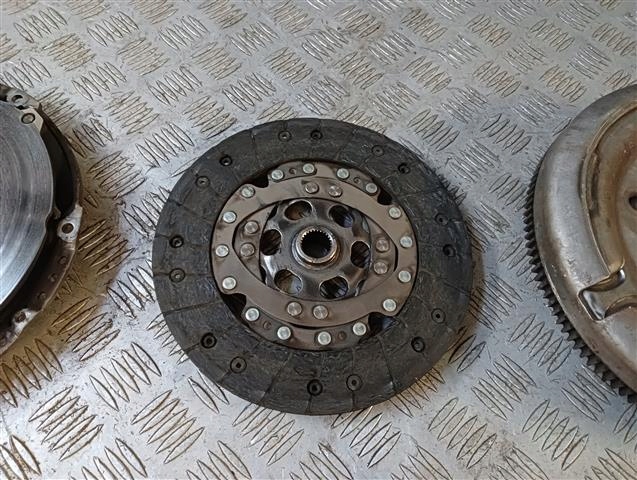 фото №9, Колесо двухмассовый vw golf vi 2.0 tdi 2289000280