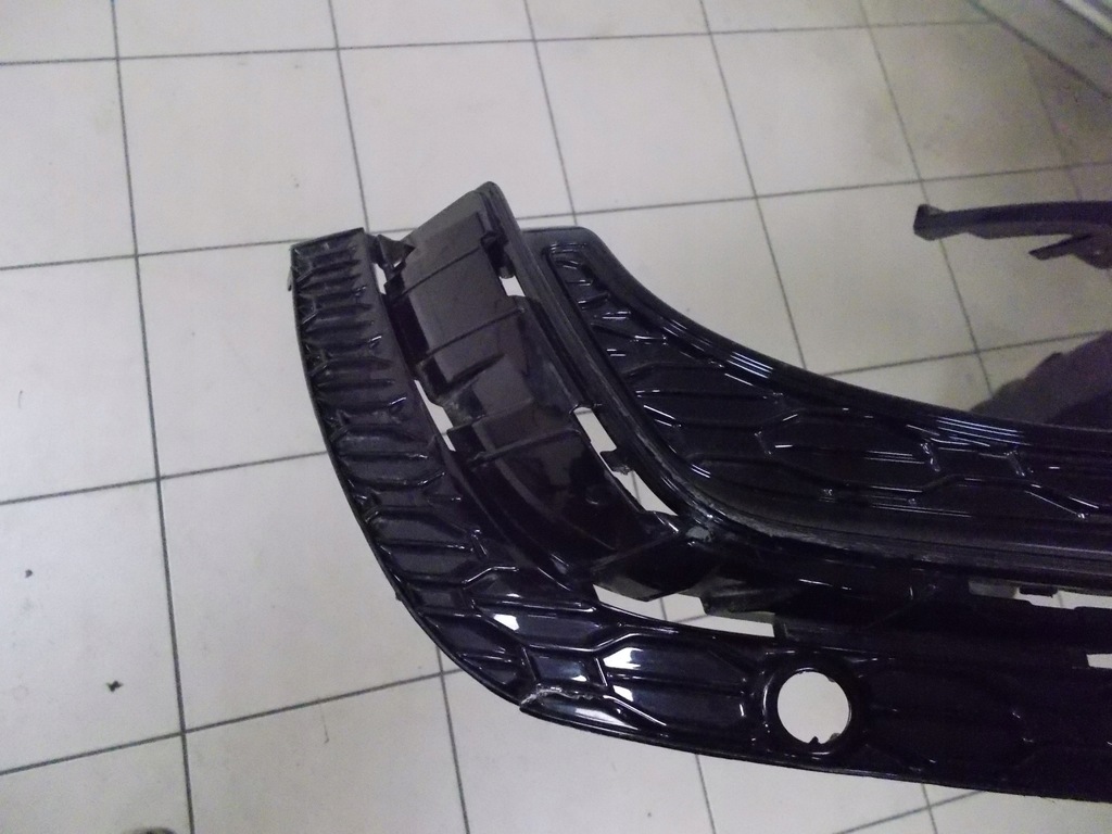 фото №9, Спойлер бампера задня audi q8 sq8 s-line 4m8 807941c