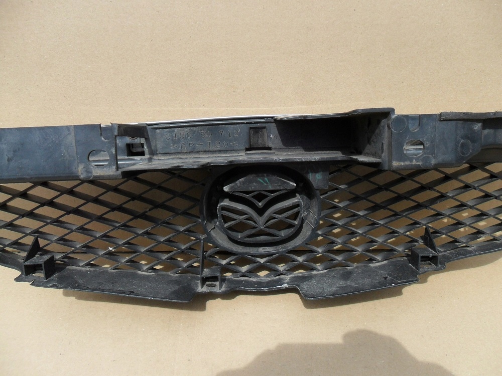 фото №9, Mazda premacy cp 1998 1999 2000 решётка радиатора радиатора