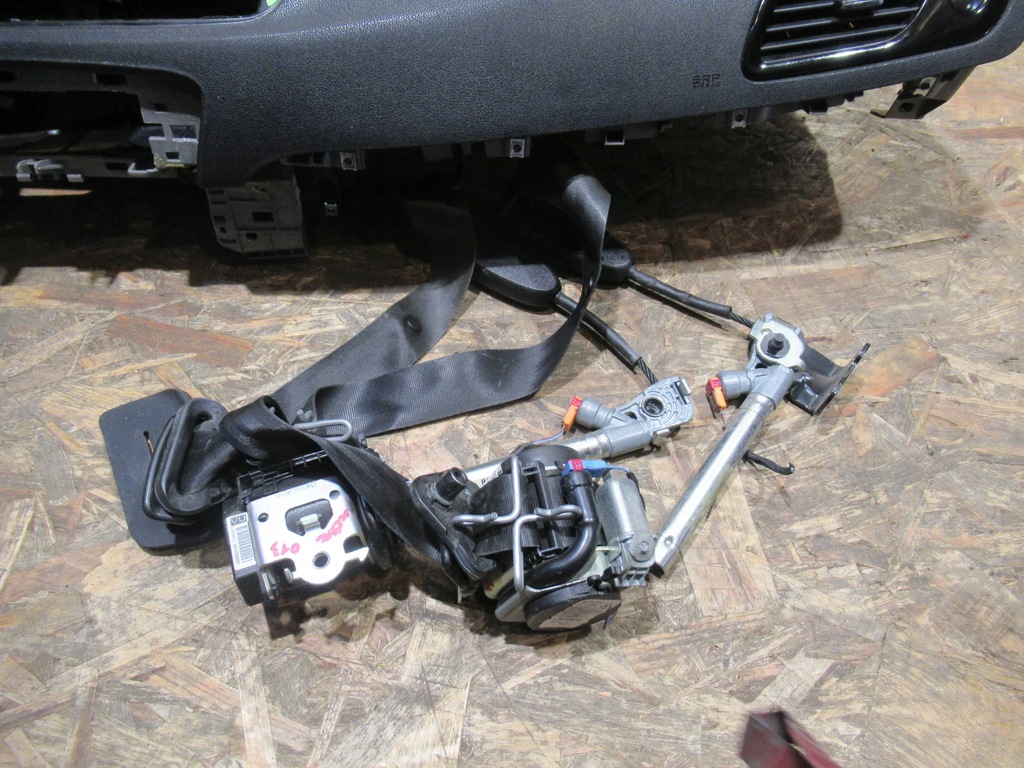 фото №5, Панель приладів подушки безпеки renault scenic iii