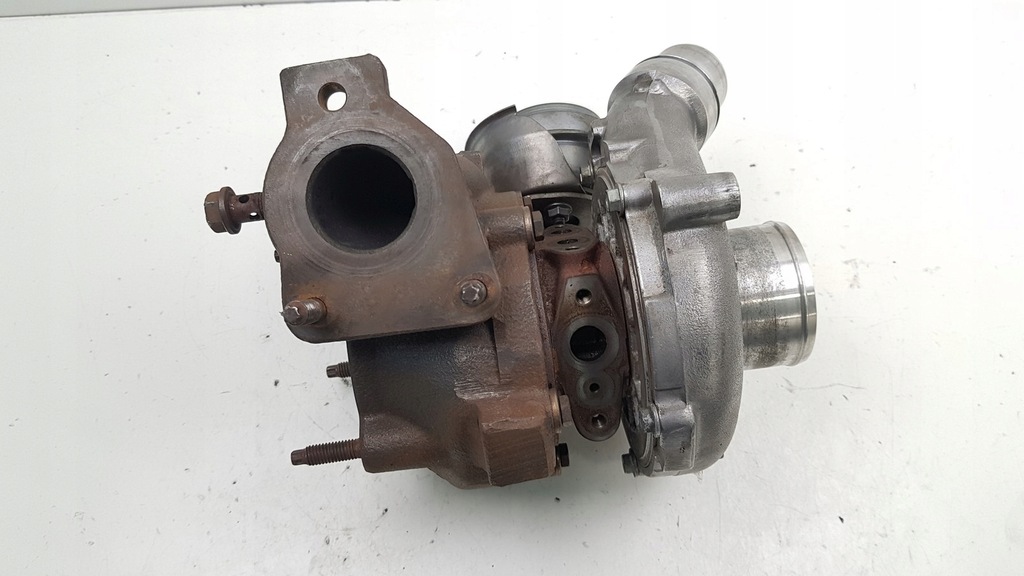 фото №10, Турбонагнетатель 8200646108 gta1549lv garrett 770116-1 2.0 dci renault laguna