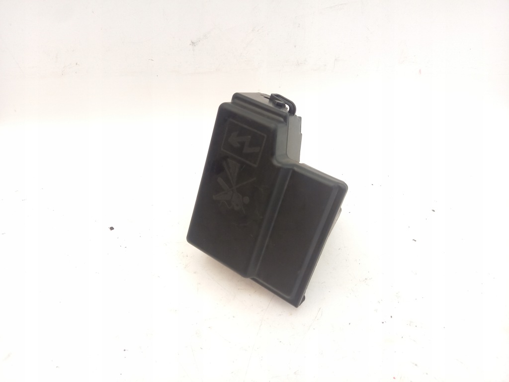 фото №2, Коробка корпус предохранителей renault clio v lift