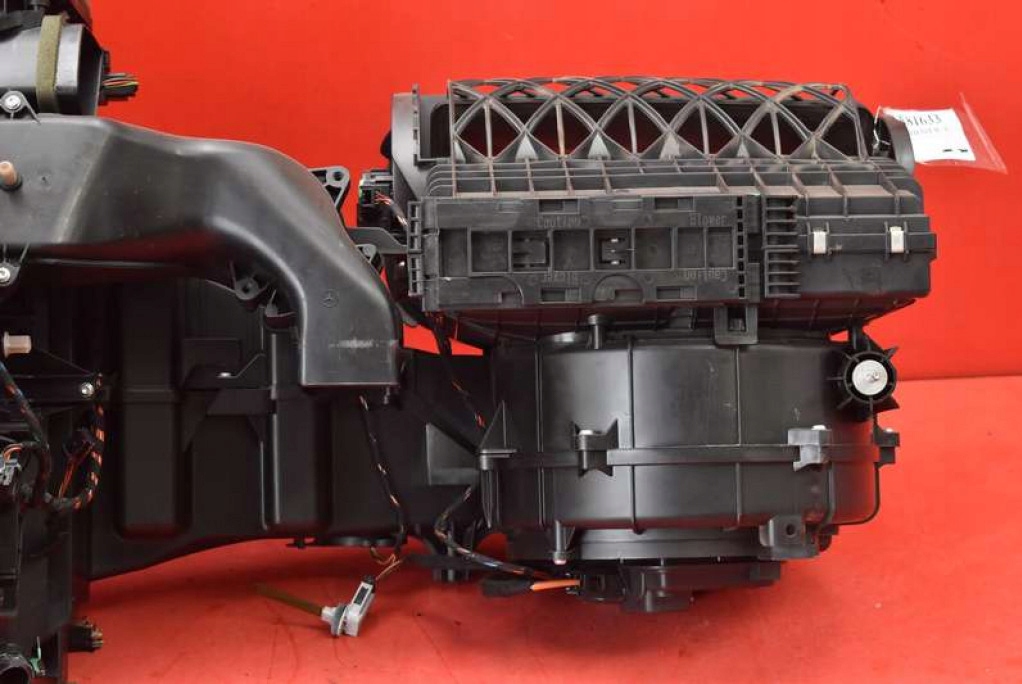 Корпус отопителя t1001617t mercedes ml w164 4.0 cdi 306 km 05-08 с Разборки