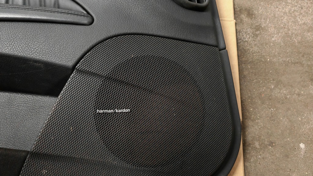 фото №13, Обшивка дверь перед задняя шторка рамки кожа harman kardon mercedes w211 lift
