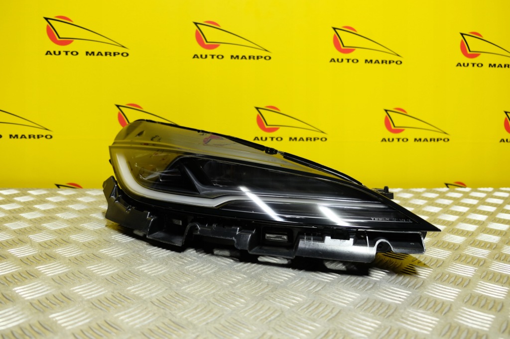 Tesla model 3 highland рестайлинг  2023 2024- фара фара full led r европа в Украине