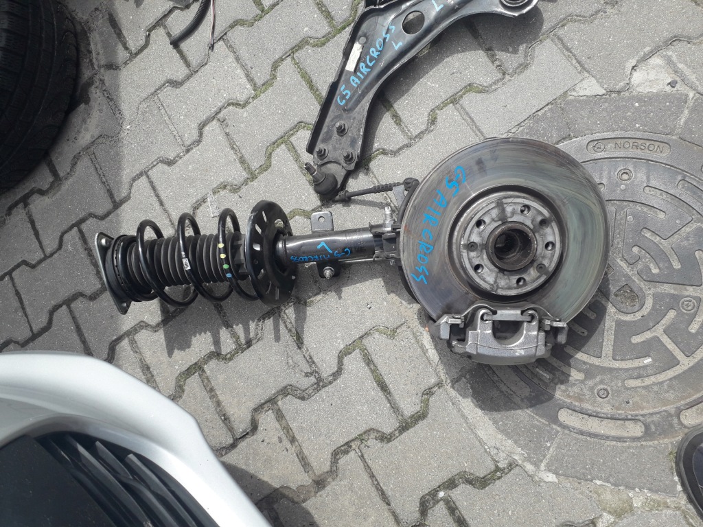 фото №2, Поворотный кулак амортизационная стойка левый citroen c5 aircross