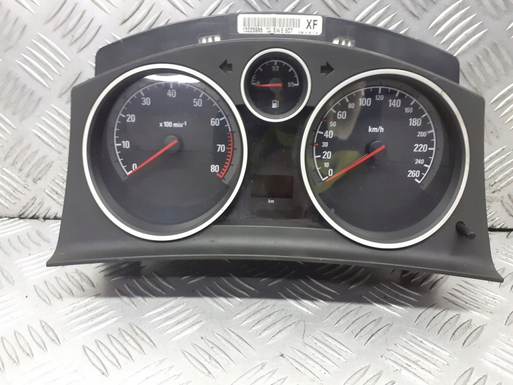 фото №1, Счетчик приборы opel astra h 1.8 13225986