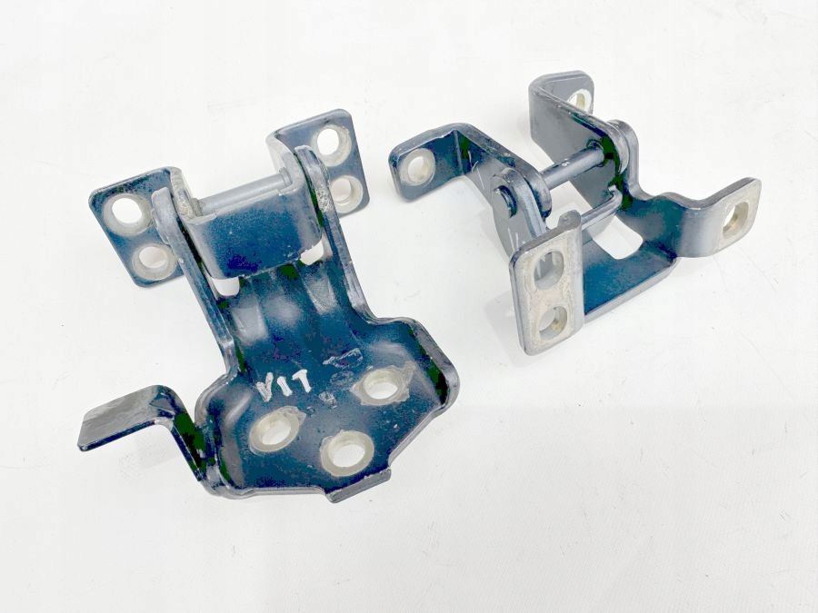 фото №1, Suzuki vitara 2003r петля крышки оригинал