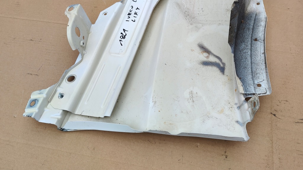 фото №15, Iveco daily крыло левый. 2018-2023.lifting. белый