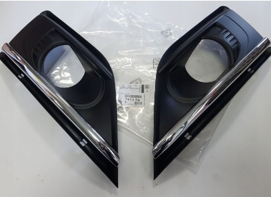 фото №1, Рамка противотуманной фары citroen c4 picasso l+p хром оригинальный номер 7414se