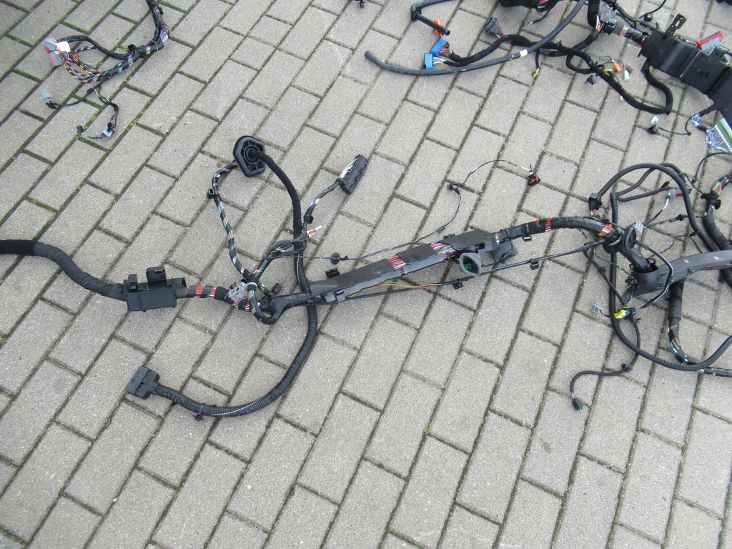 фото №7, Maserati levante lift 3.0v6 электропроводка салона