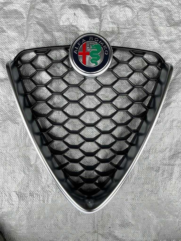 фото №2, Alfa romeo giulia решітка радіатора решітка радіатора