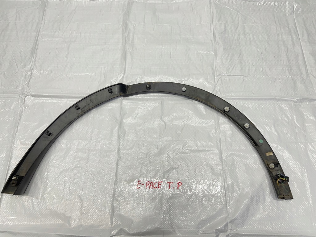 Jaguar e-pace молдинг крыла задняя правая pdc Оригинал