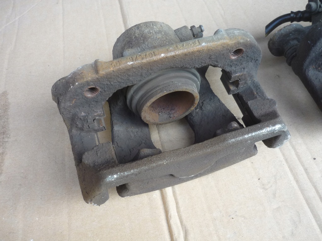 фото №9, Супорти + скоба перед bmw 1 e87 e81 284mm 54/22 перевірений справні