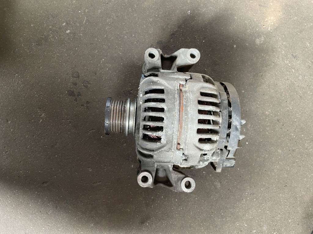 Купити Mercedes c 204 2.2 генератор 0141542702