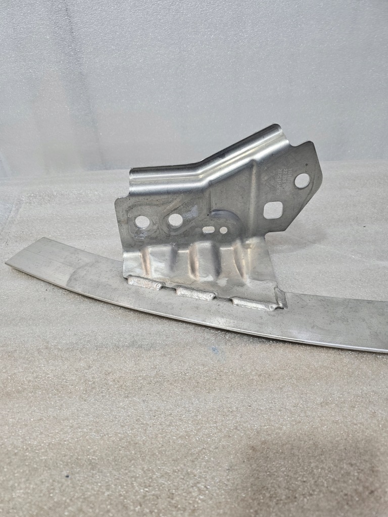 фото №4, Tesla model 3 балка бампера перед нижня