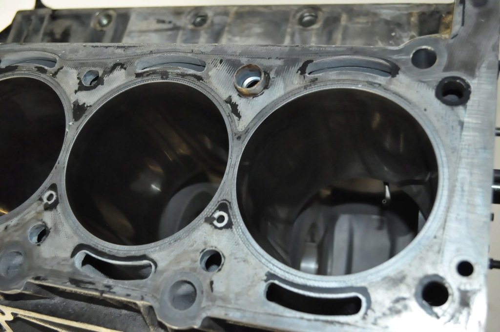 Купити Mercedes w216 купе cl 63 amg 6.2 v8 525km блок двигуна 156984 czytaj