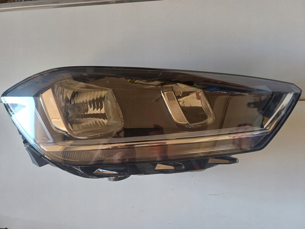 фото №11, Лампа правий перед vw golf sportsvan h7 europa