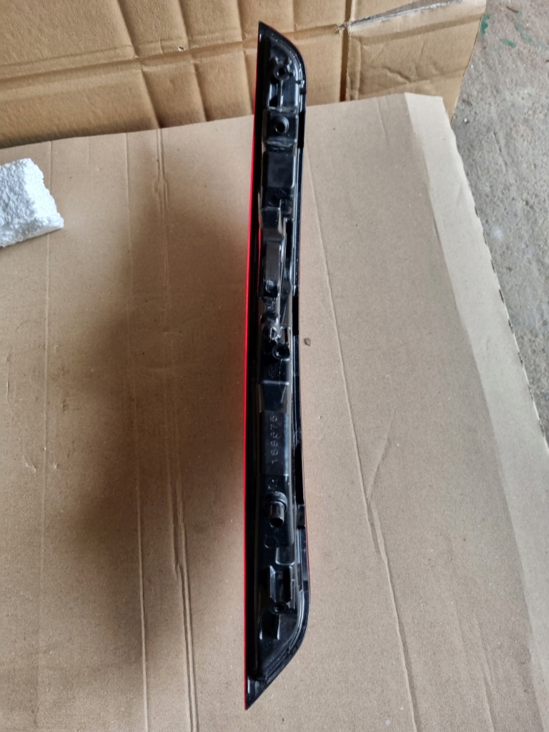 фото №11, Лампа бампера задня заднього правий porsche macan 95b945726t