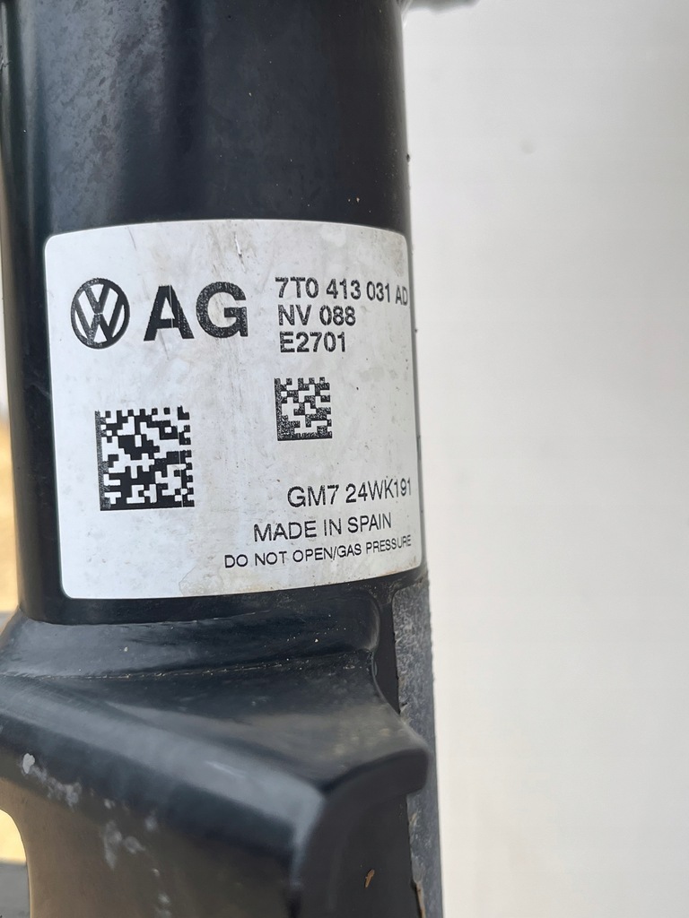 фото №5, Vw multivan t7 амортизационная стойка поворотный кулак амортизатор правый 7t0407254b