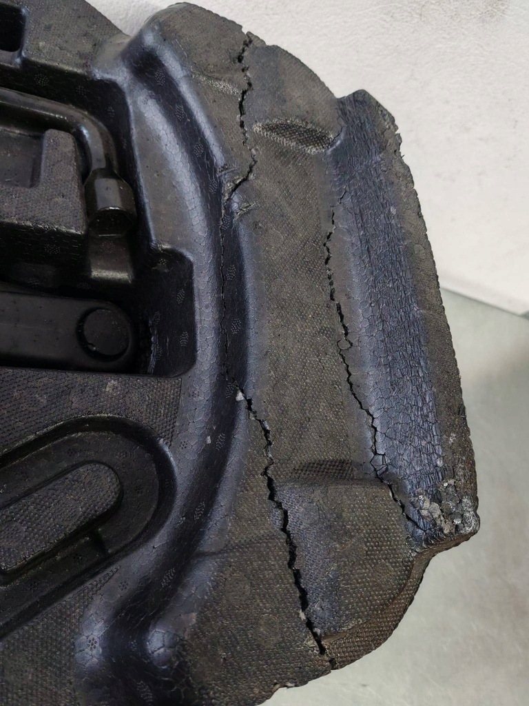 фото №5, Домкрат підйомник пінополістирол ключ subaru outback vi bt 97035an00b