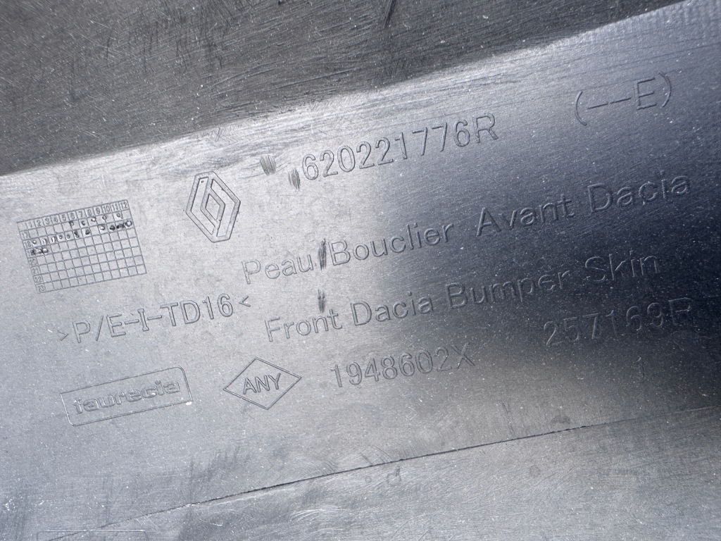 Dacia duster ii 2 18- решітка радіатора bez pdc бампер передній org eu Недорого