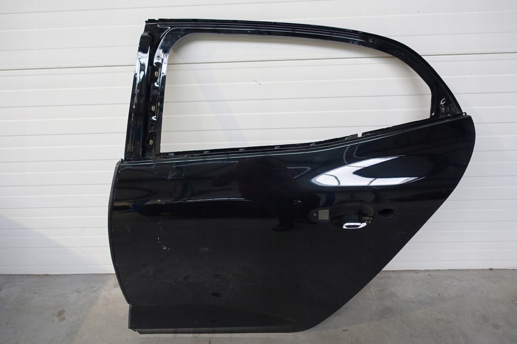 фото №1, Renault megane iv дверь левая задние задняя