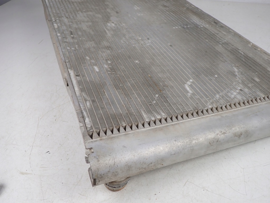 фото №11, Радіатор wody audi a8 s8 d3 5.2 fsi 4e0121251f