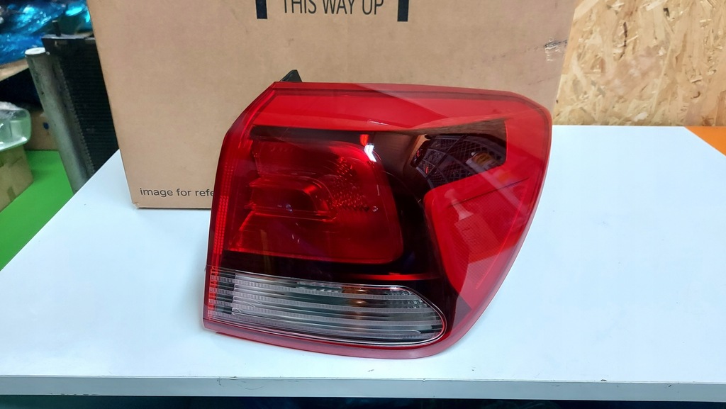 фото №1, Лампа правая правый r задняя задняя kia rio iv 4 hb 17 18 19 20 хэтчбек