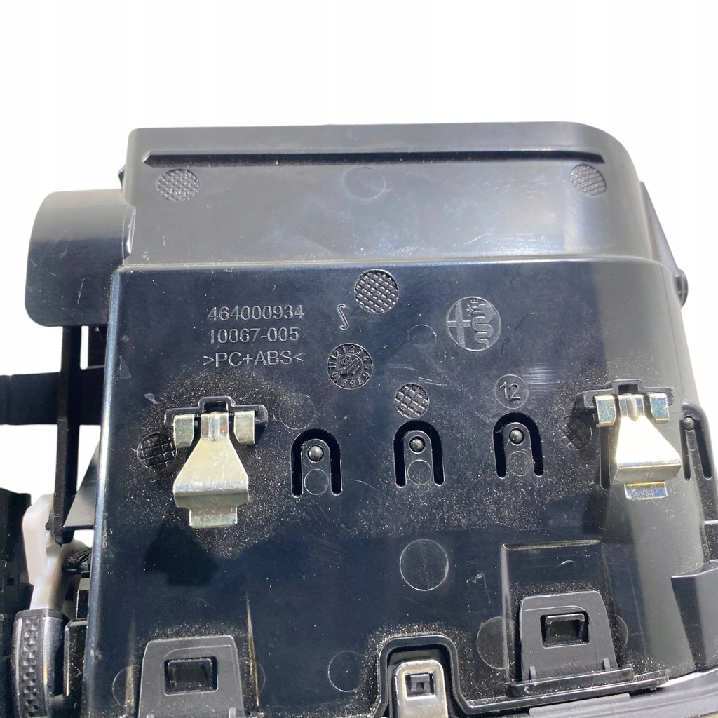 фото №8, Alfa romeo stelvio 2019 решётки обдув