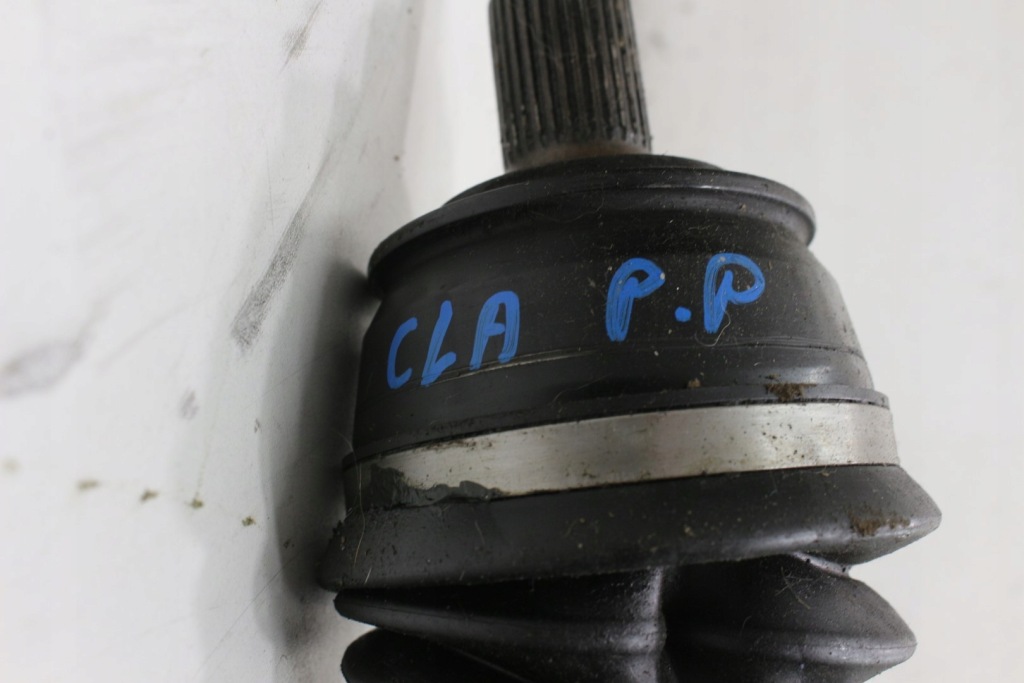 Mercedes w117 2.2 cdi приводной вал правый  перед a2463301701 Киев