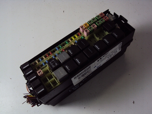 фото №3, Коробка запобіжників range rover sport l320 fl