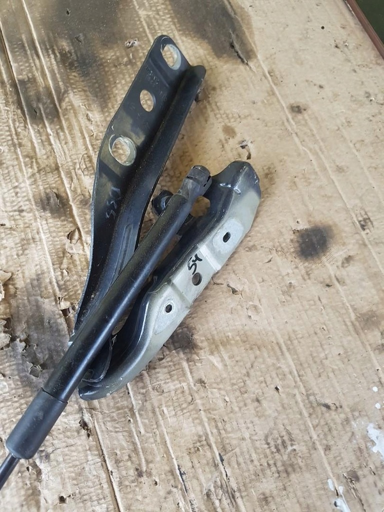 фото №1, Петля maki лівий citroen ds5 9686611580